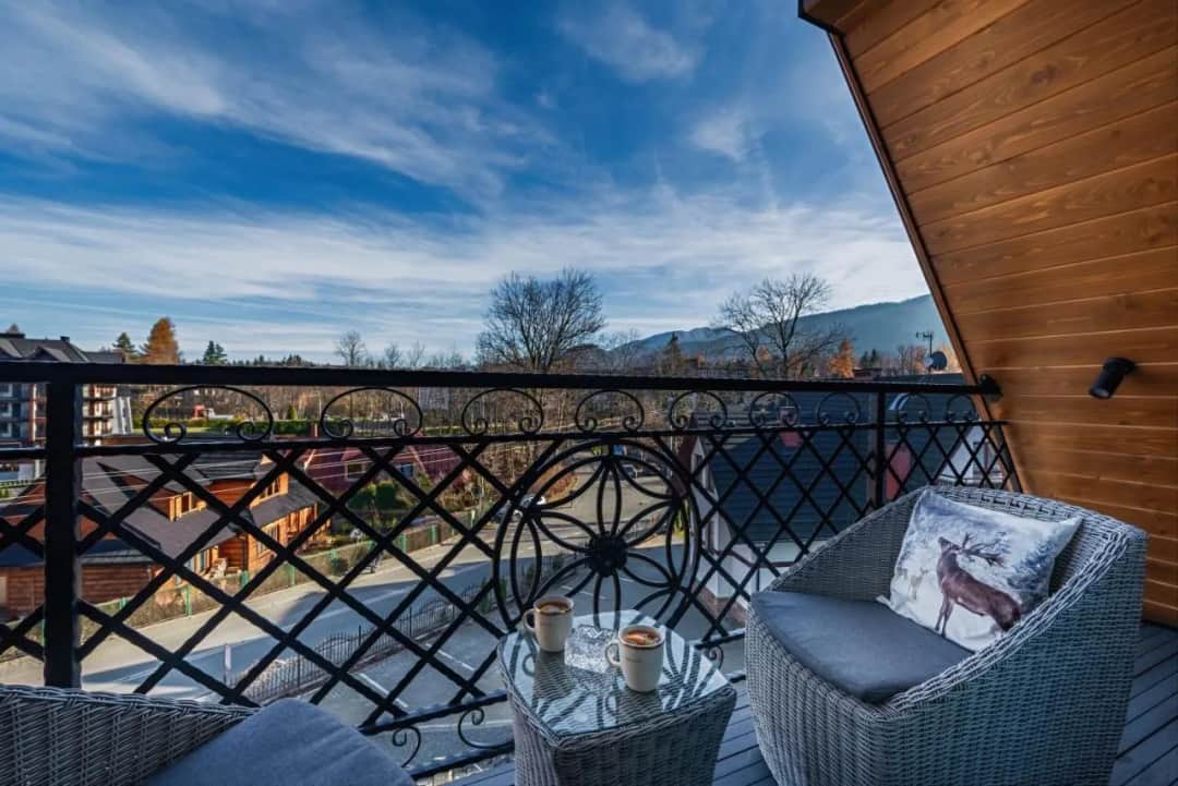 Noclegi ze śniadaniem Zakopane - blisko Krupówek
Noclegi ze śniadaniem Zakopane - blisko Krupówek