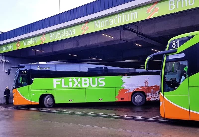 FlixBus Kraków – sprawdź, skąd odjeżdżają autobusy i uniknij problemów