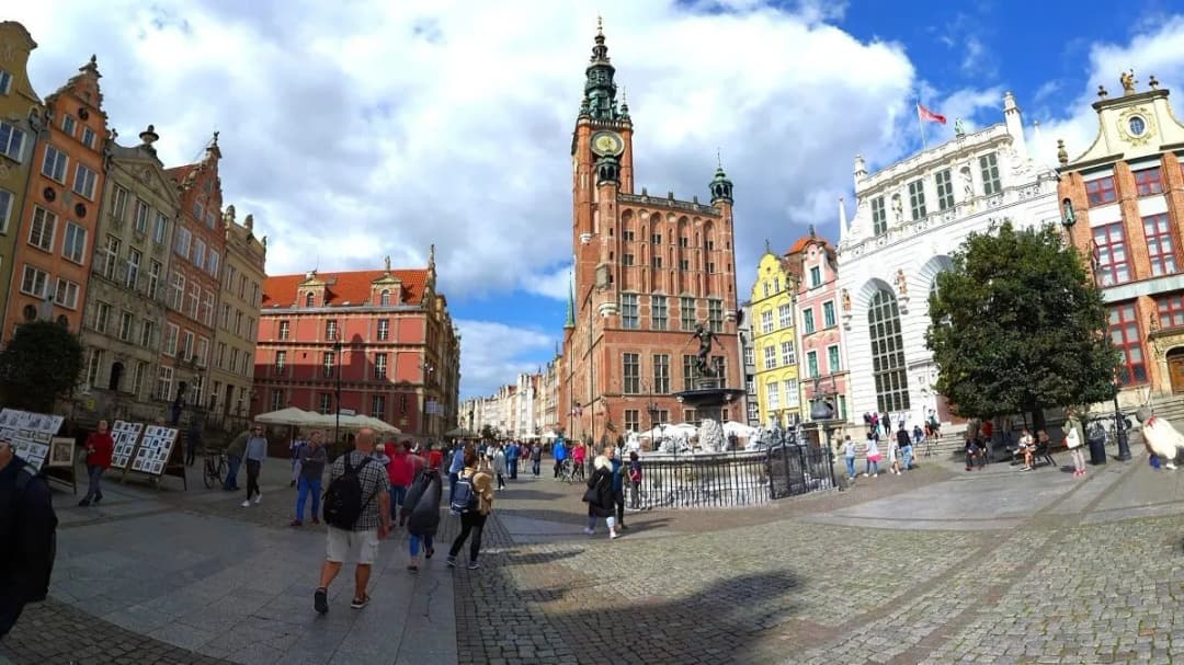 Gdańsk Stare Miasto ile do morza? Odkryj bliskość plaż i atrakcji